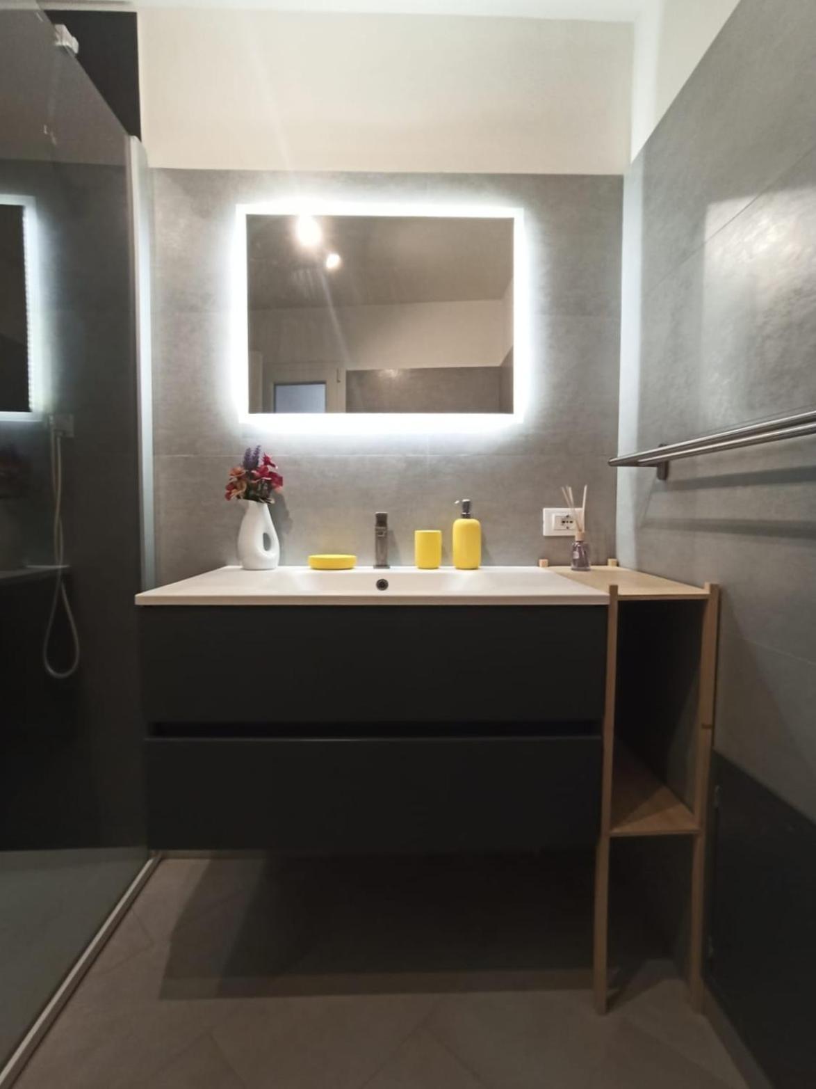 Glocal Flat Maqueda Apartment Palermo Luaran gambar